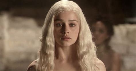 emilia clarke breasts|Emilia Clarke: That Game of Thrones Nude Scene Was Real, and。